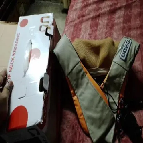 Neck Kneading Massager In Pakistan